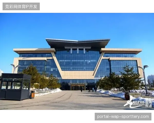 广州天河体育中心实时人流模型数据揭示，单一动线设计正成为疏导效能的瓶颈